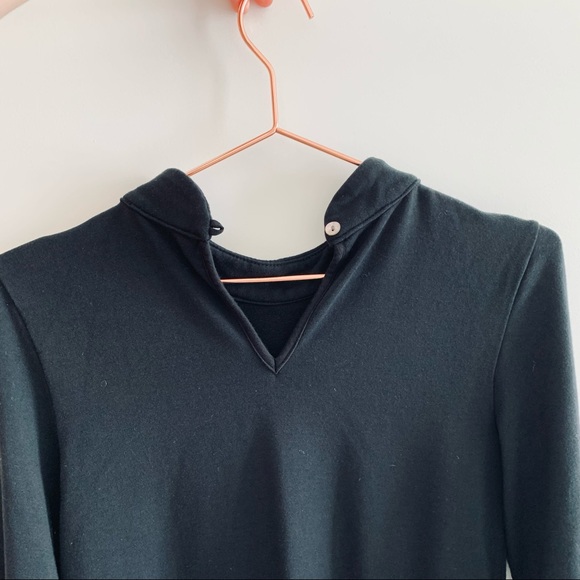 (Gifted) Amour Vert Mock Neck Dress - Picture 3 of 5